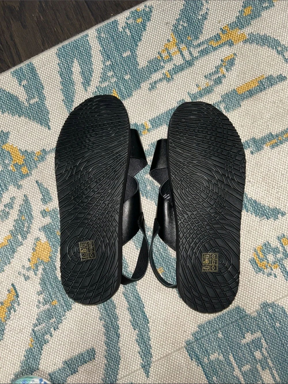 Men's Black Leather Crisscross Sandals with  Adjustable Ankle Strap